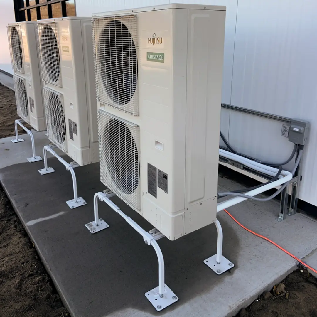 Systèmes de thermopompes installés dans un bâtiment commercial